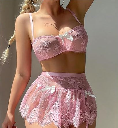 بيبي دول قطعتين بقصه مميزه