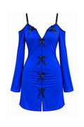Short dress with long sleeves and cold shoulders