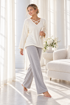 2-Piece Winter Pajama Set with Bust Detail